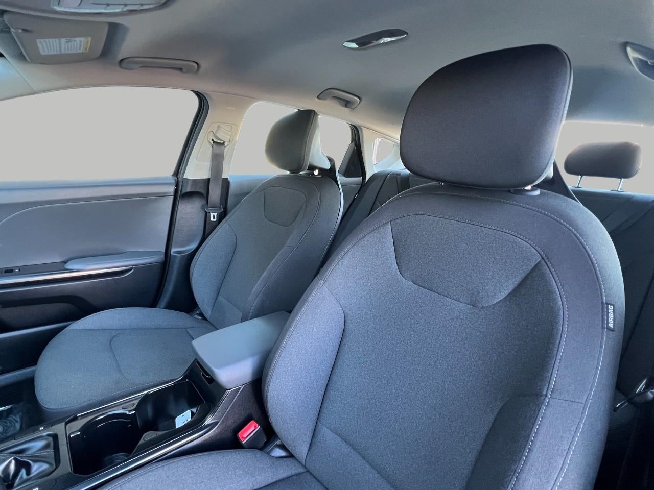 2025 Kia K4 LXS FWD