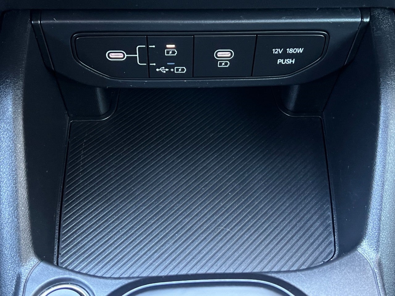 2025 Kia K4 LXS FWD