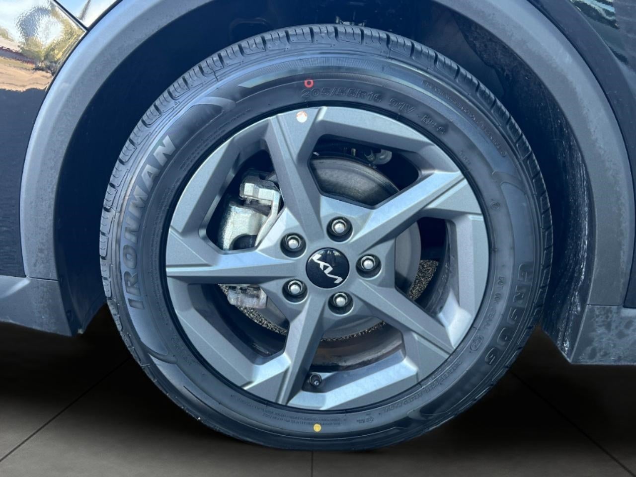 2025 Kia K4 LXS FWD