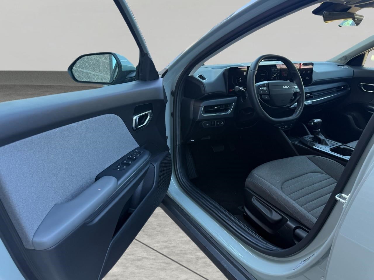 2025 Kia K4 EX FWD