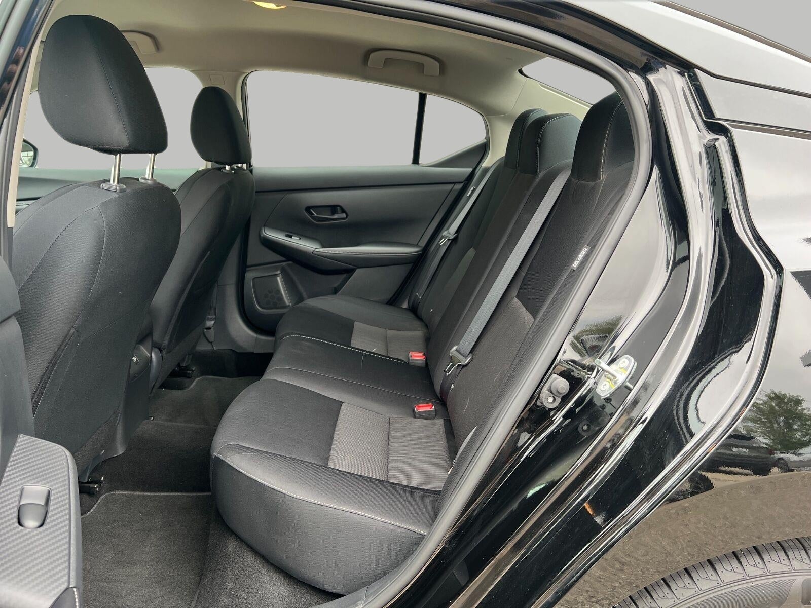 2024 Nissan Sentra SV CVT