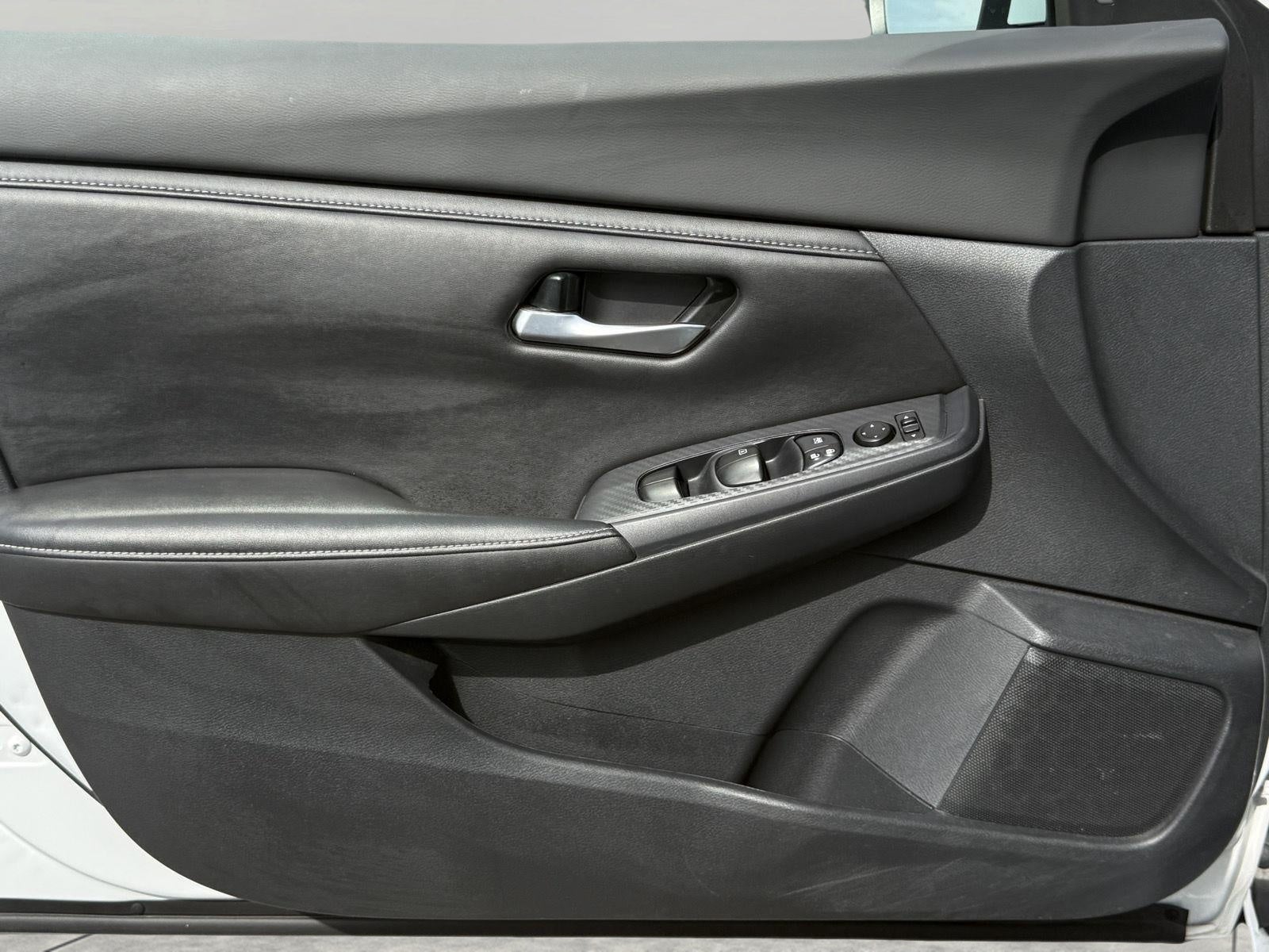 2023 Nissan Sentra SV CVT