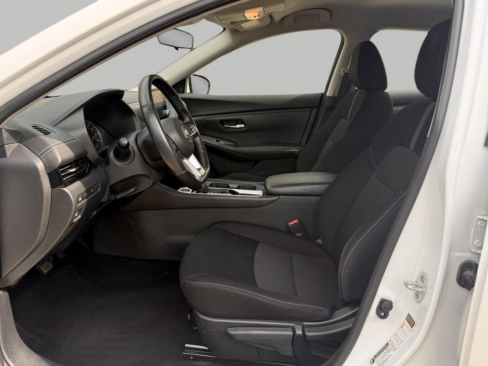 2023 Nissan Sentra SV CVT
