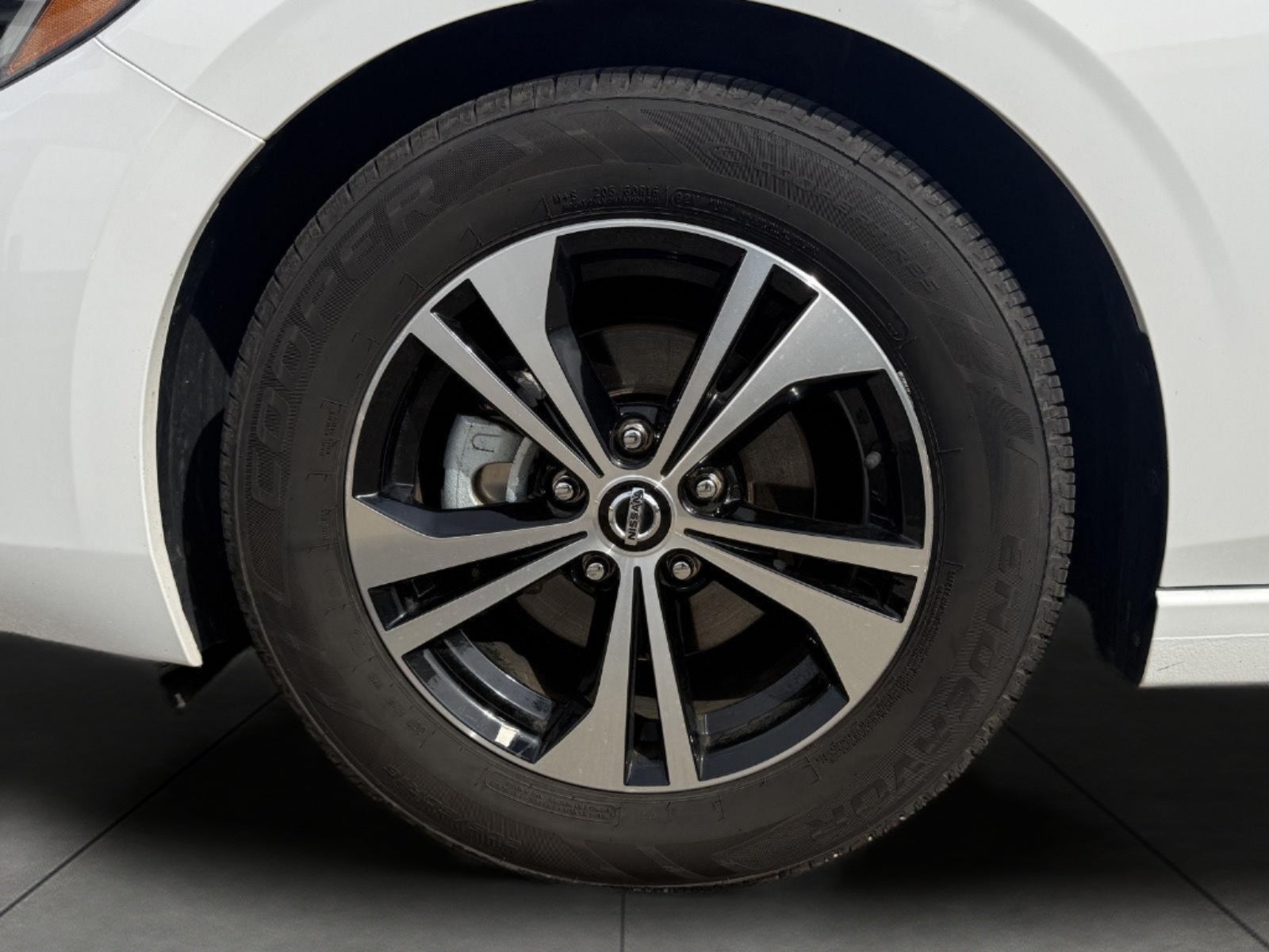 2023 Nissan Sentra SV CVT