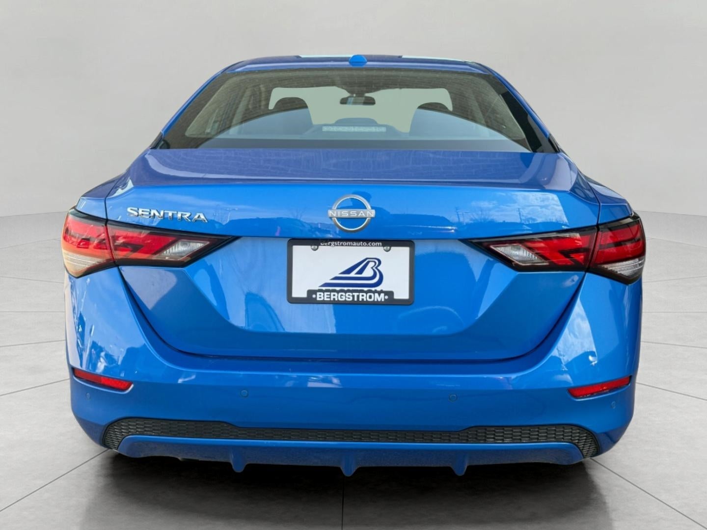 2025 Nissan Sentra SV CVT