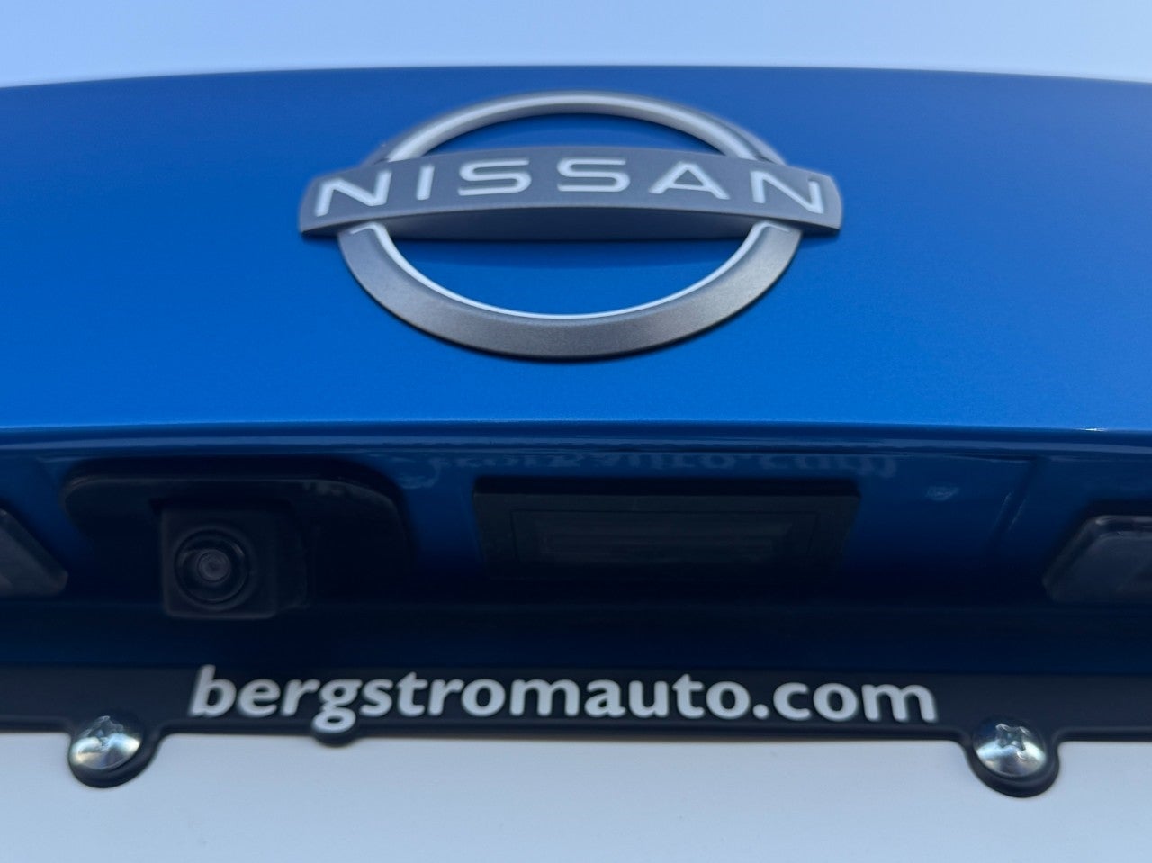 2025 Nissan Sentra SV CVT