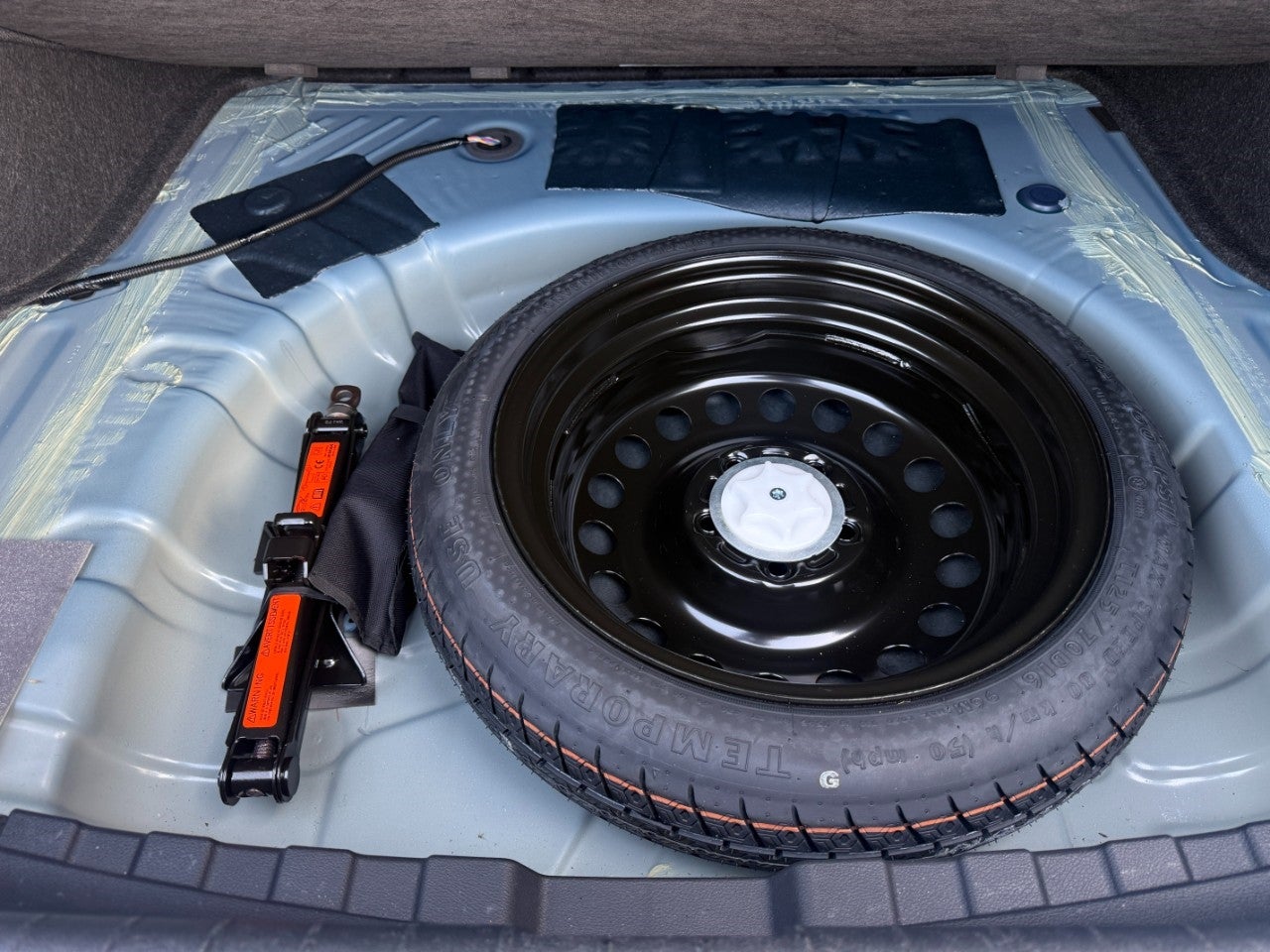 2025 Nissan Sentra SV CVT