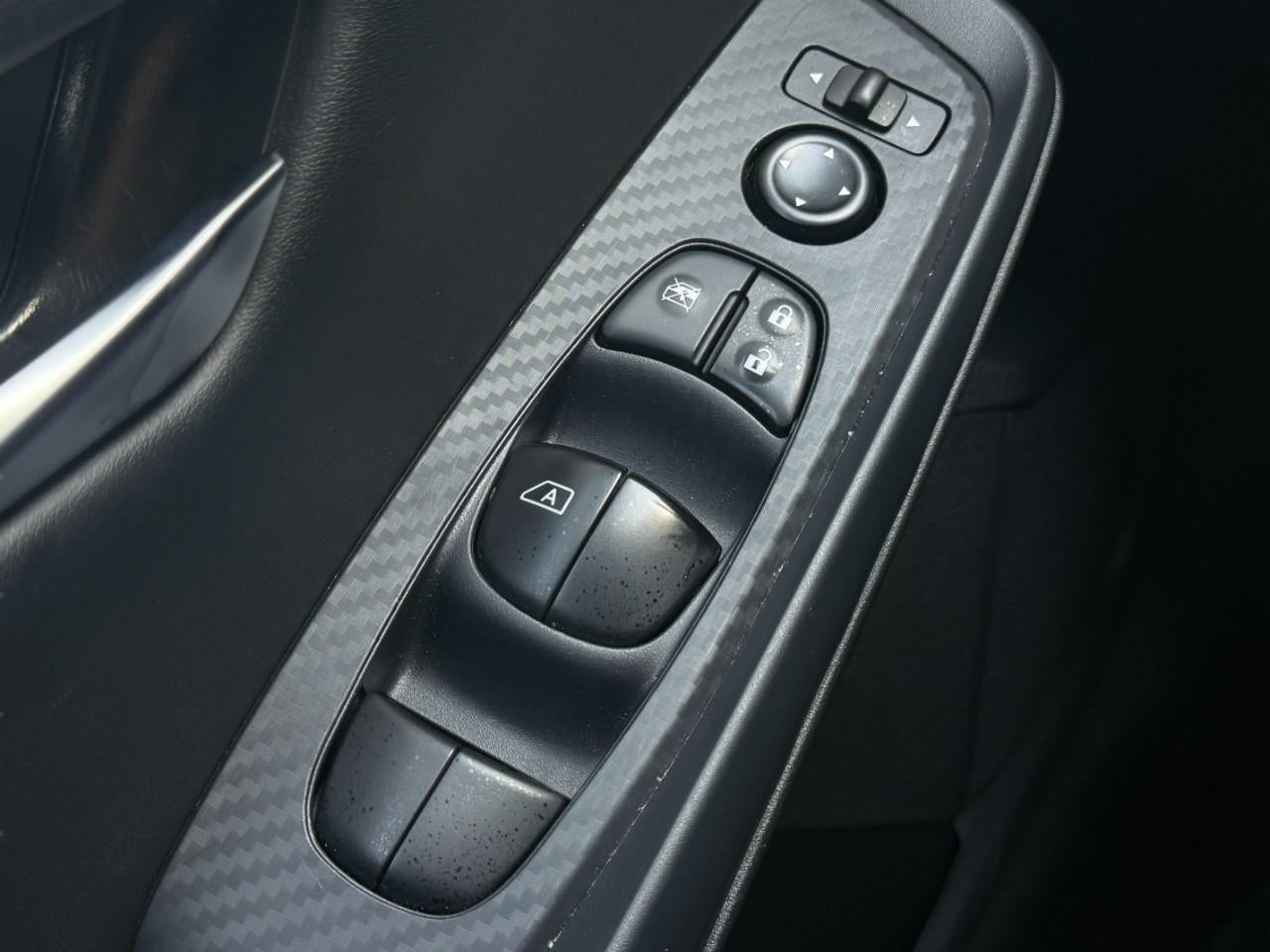 2025 Nissan Sentra SV CVT