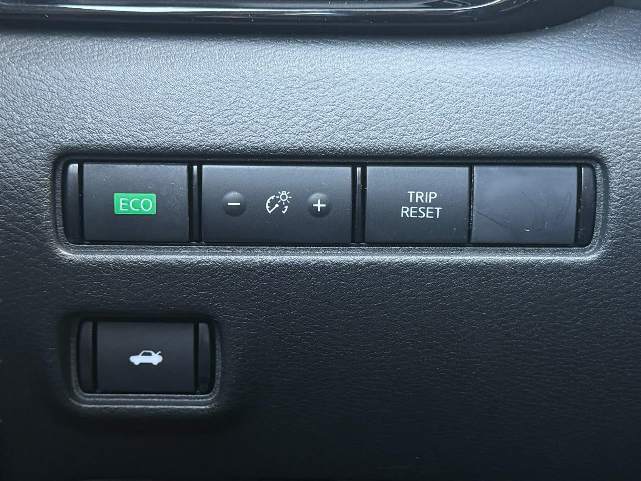 2025 Nissan Sentra SV CVT