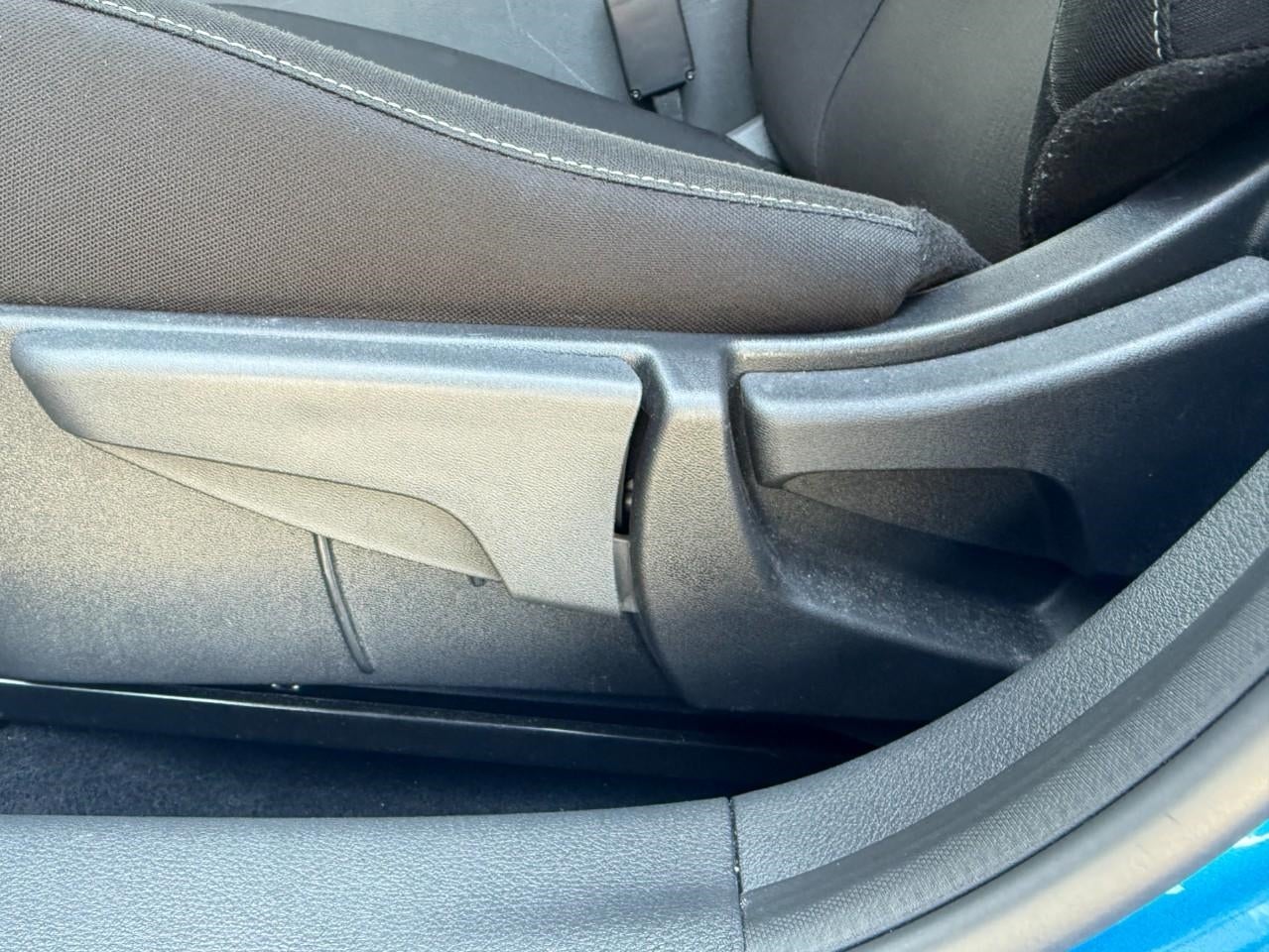 2025 Nissan Sentra SV CVT