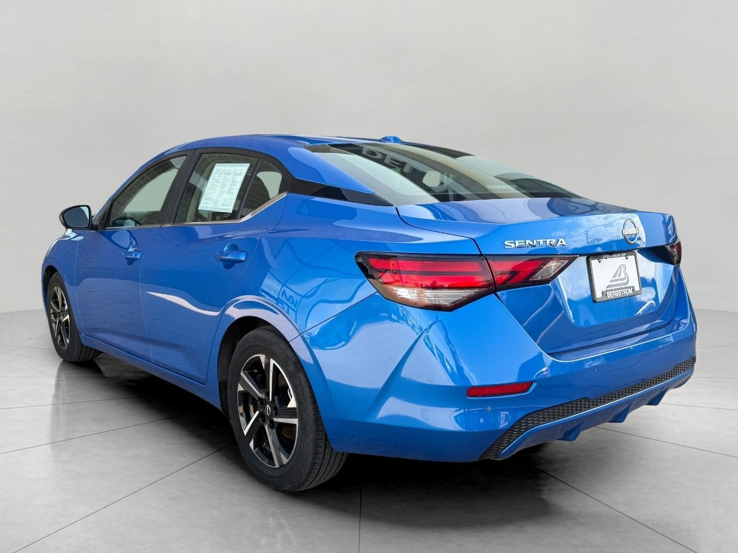 2025 Nissan Sentra SV CVT