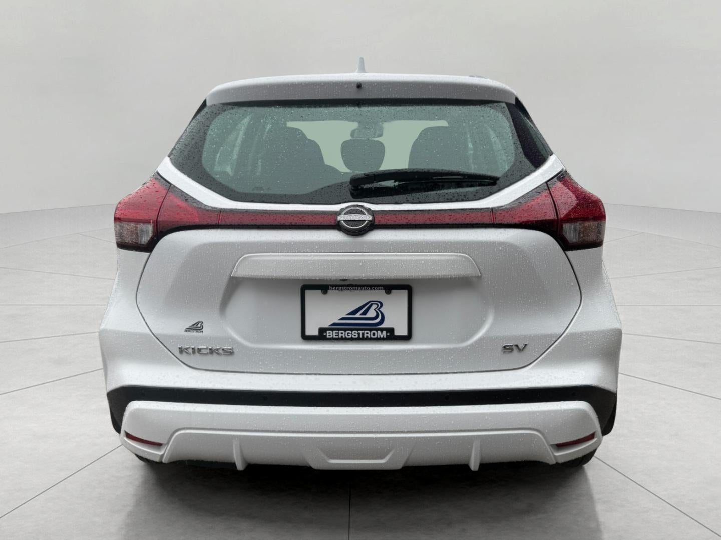 2023 Nissan Kicks SV FWD