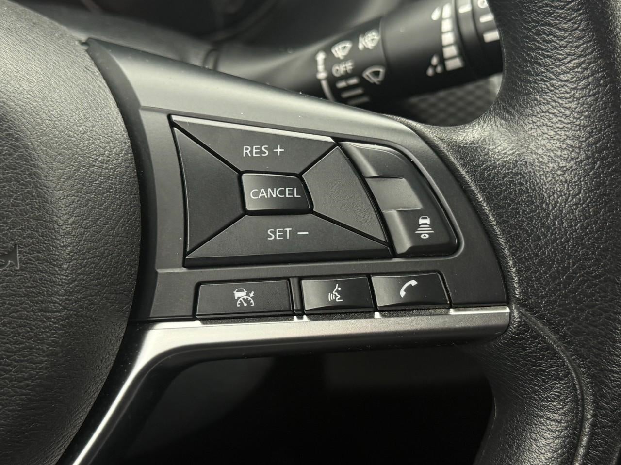 2023 Nissan Kicks SV FWD