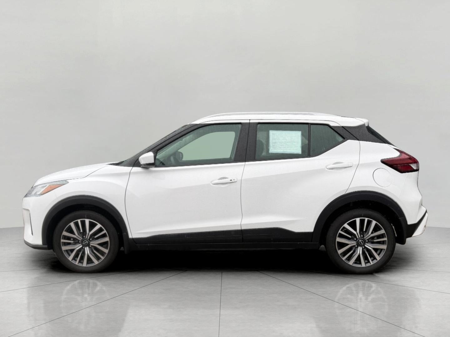 2023 Nissan Kicks SV FWD