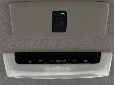2023 Nissan Kicks SR FWD