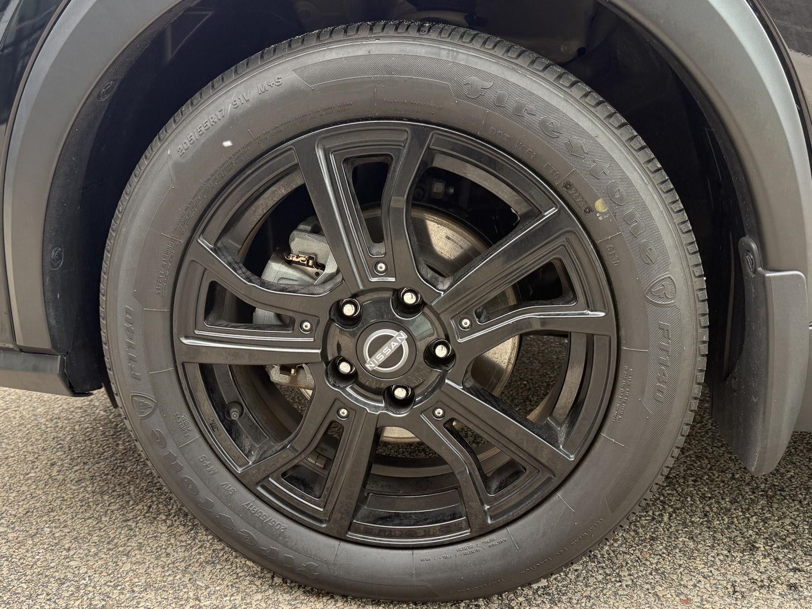 2023 Nissan Kicks SR FWD