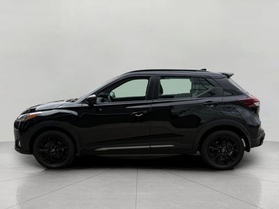 2023 Nissan Kicks SR FWD