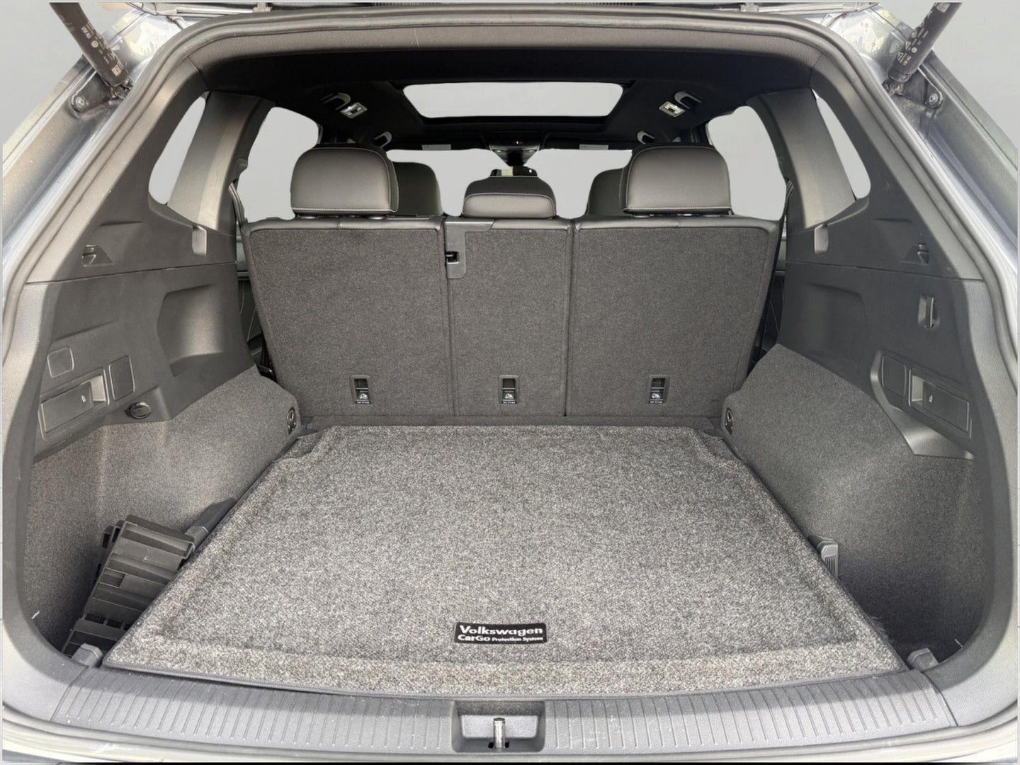 2022 Volkswagen Tiguan 2.0T SE R-Line Black 4MOTION