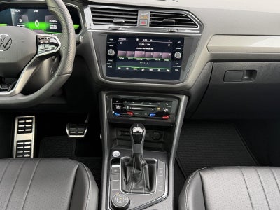2022 Volkswagen Tiguan 2.0T SE R-Line Black 4MOTION