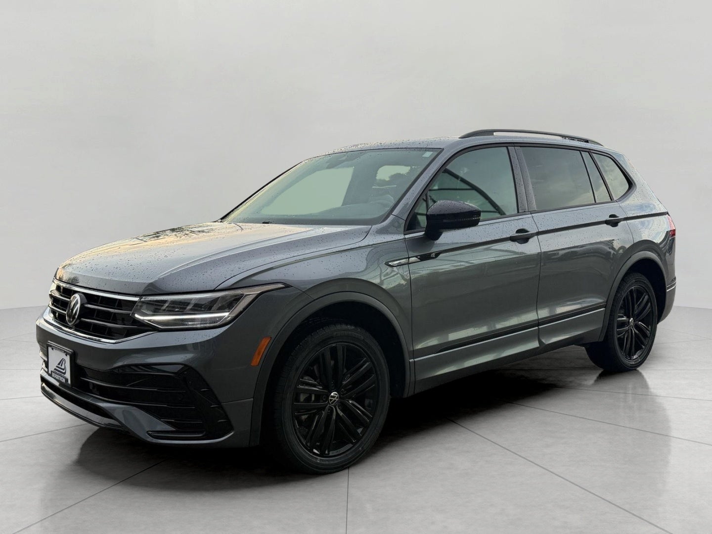 2022 Volkswagen Tiguan 2.0T SE R-Line Black 4MOTION
