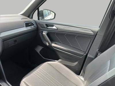 2023 Volkswagen Tiguan 2.0T SE R-Line Black 4MOTION