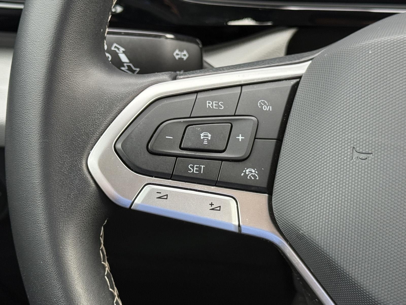 2023 Volkswagen Taos S 4MOTION