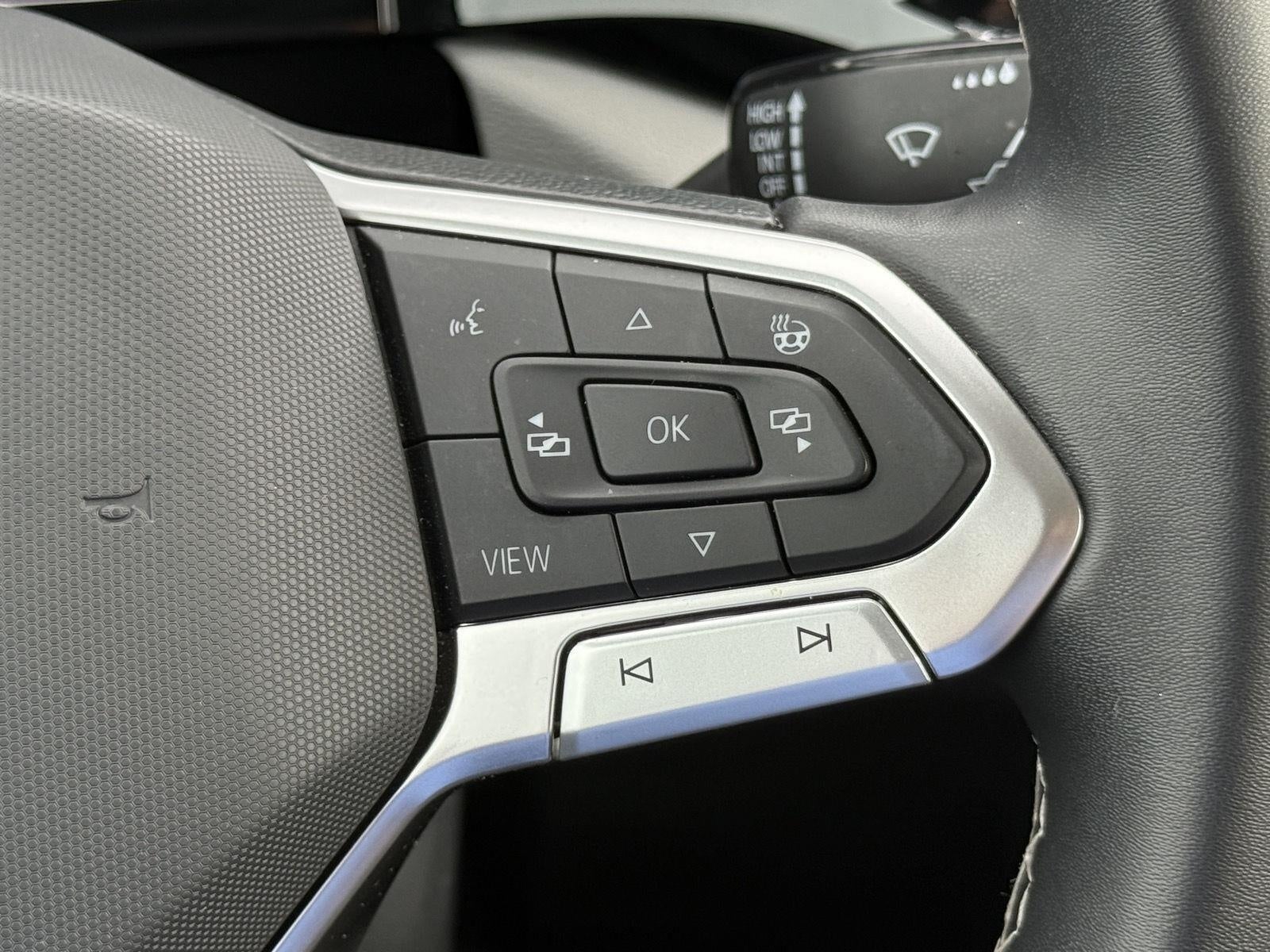 2023 Volkswagen Taos S 4MOTION