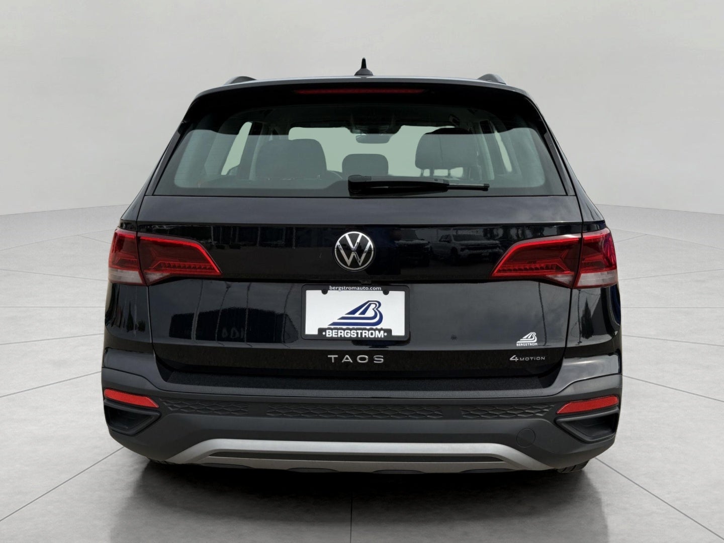 2023 Volkswagen Taos S 4MOTION