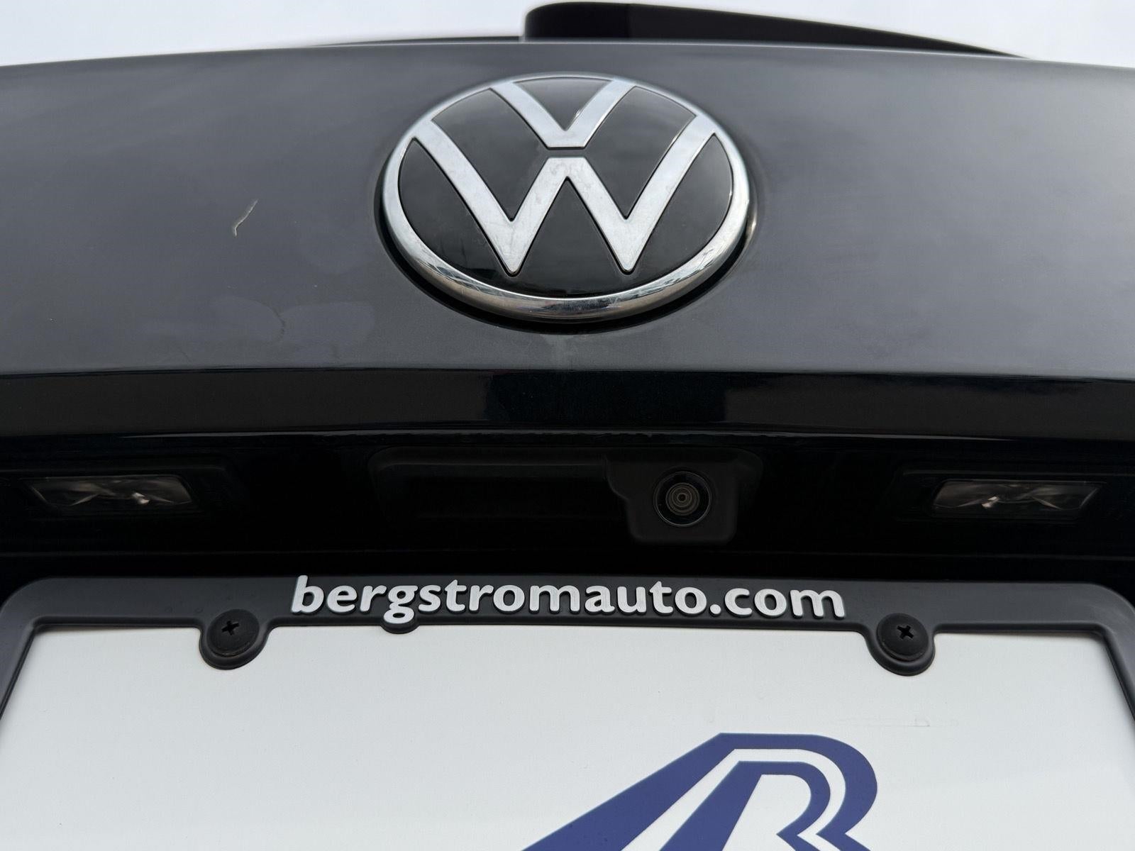 2023 Volkswagen Taos S 4MOTION