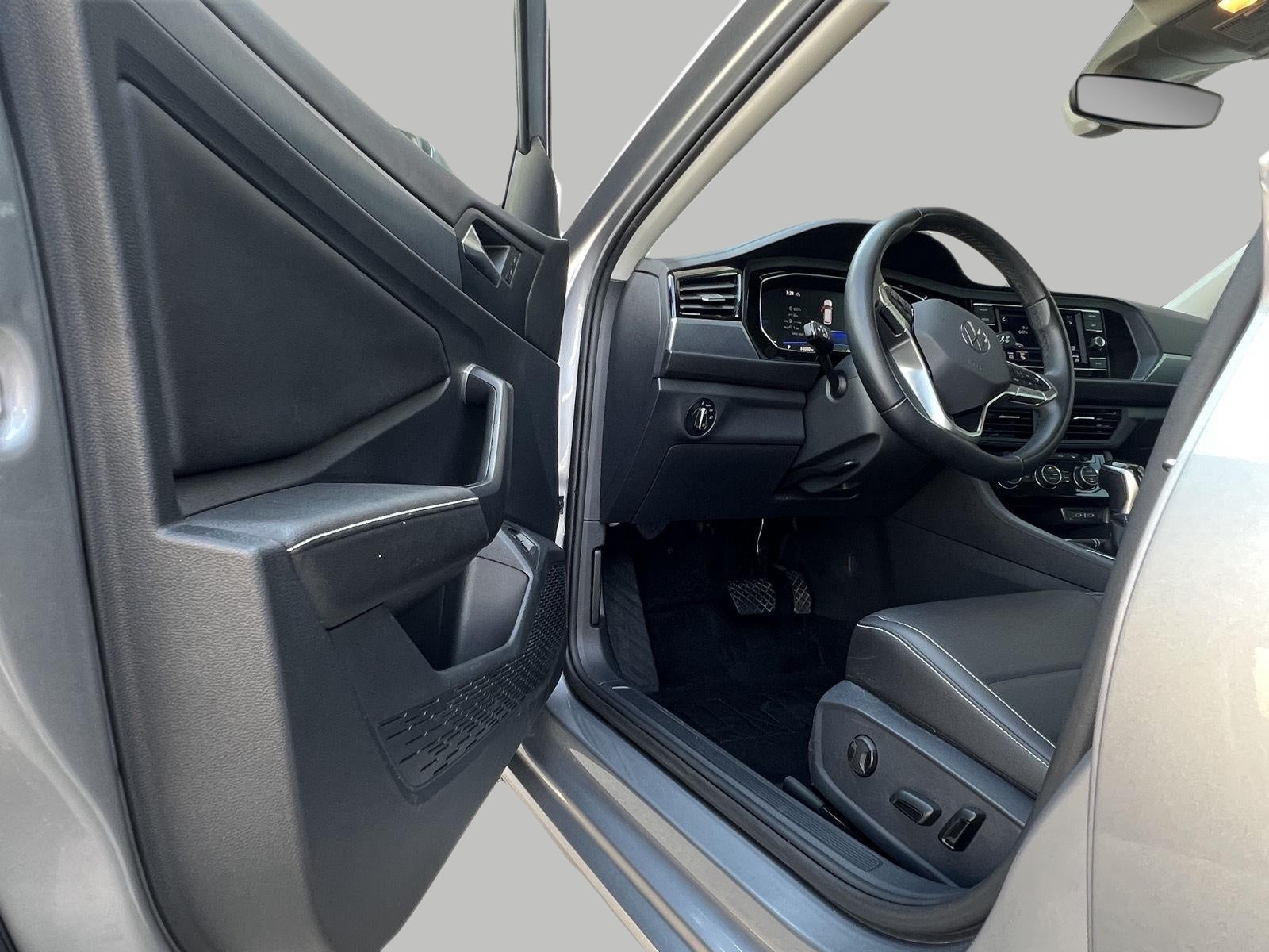 2024 Volkswagen Jetta SE Auto