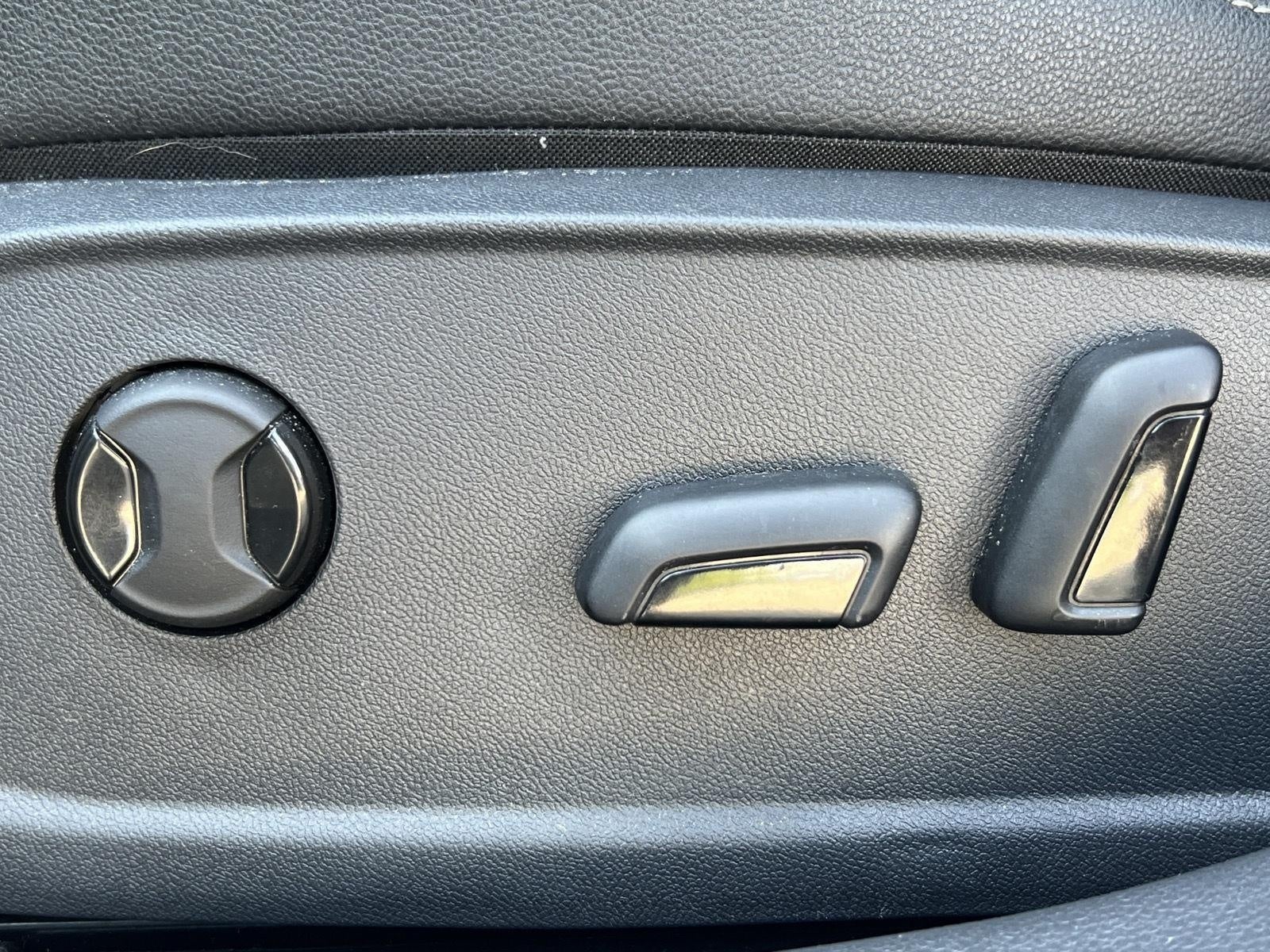 2024 Volkswagen Jetta SE Auto