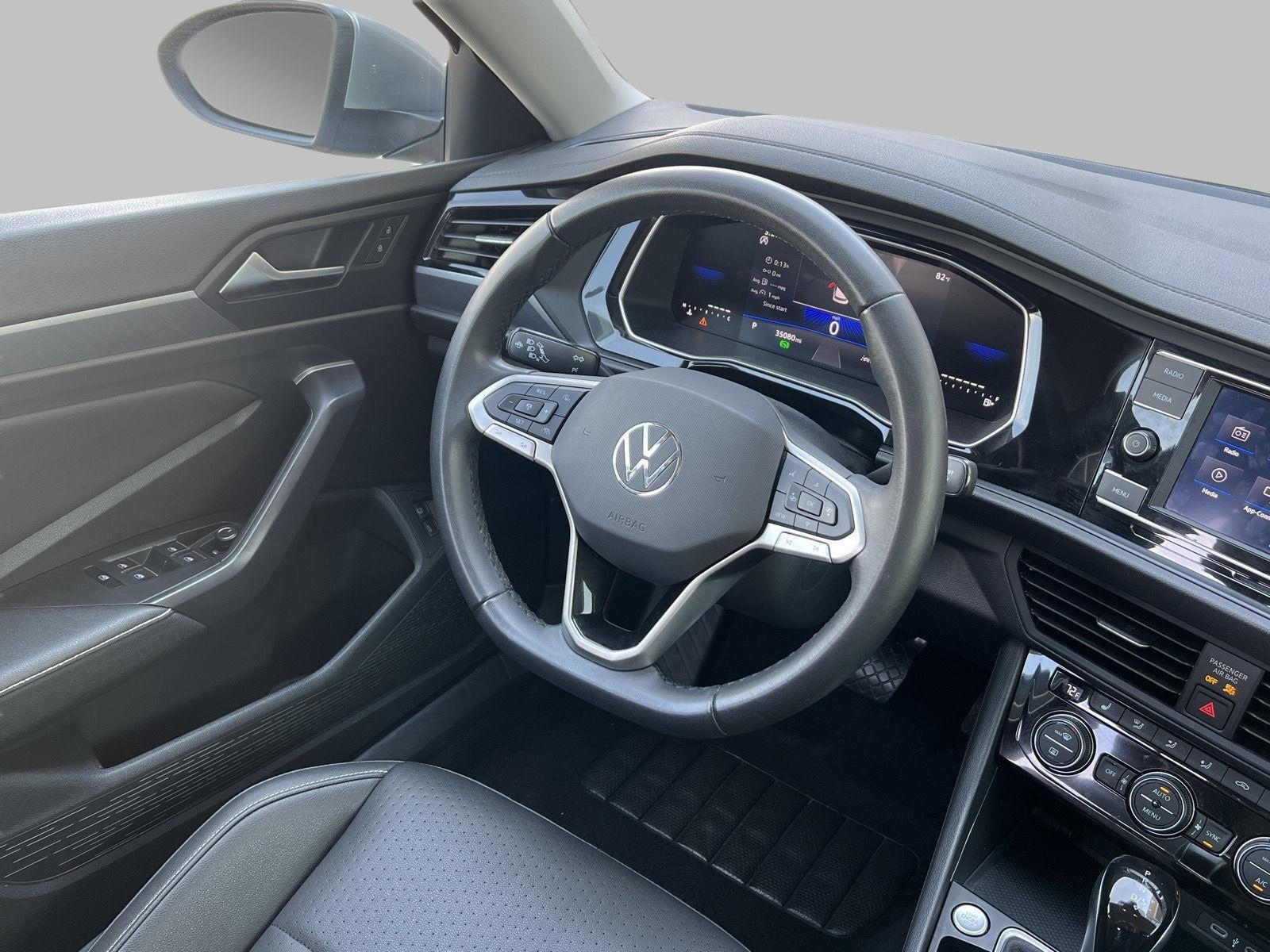 2024 Volkswagen Jetta SE Auto