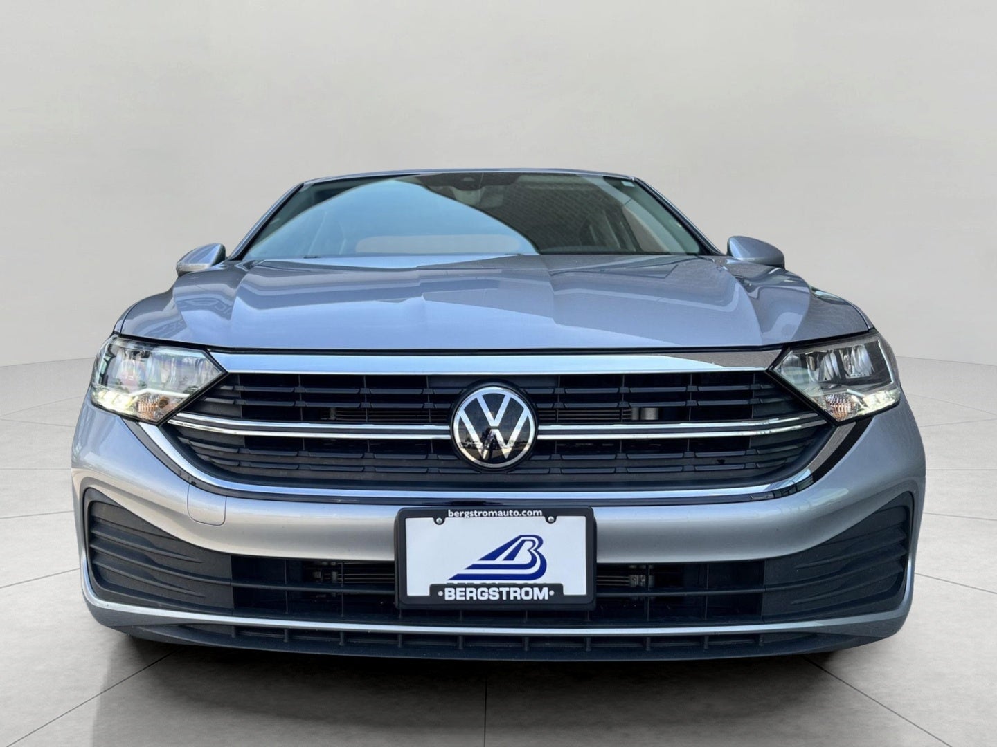 2024 Volkswagen Jetta SE Auto