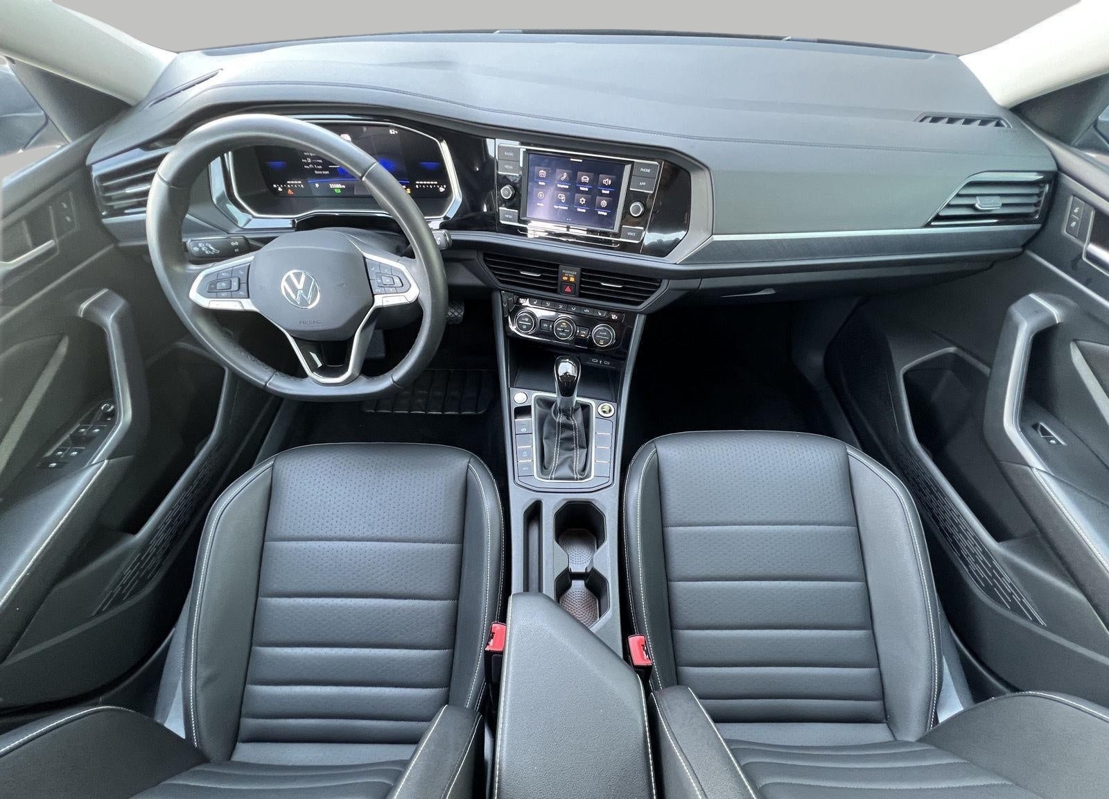 2024 Volkswagen Jetta SE Auto
