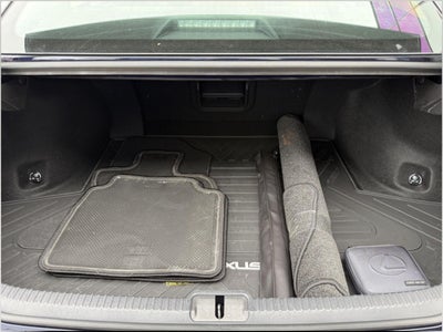 2025 Lexus ES 300h Luxury FWD