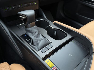 2025 Lexus ES 300h Luxury FWD