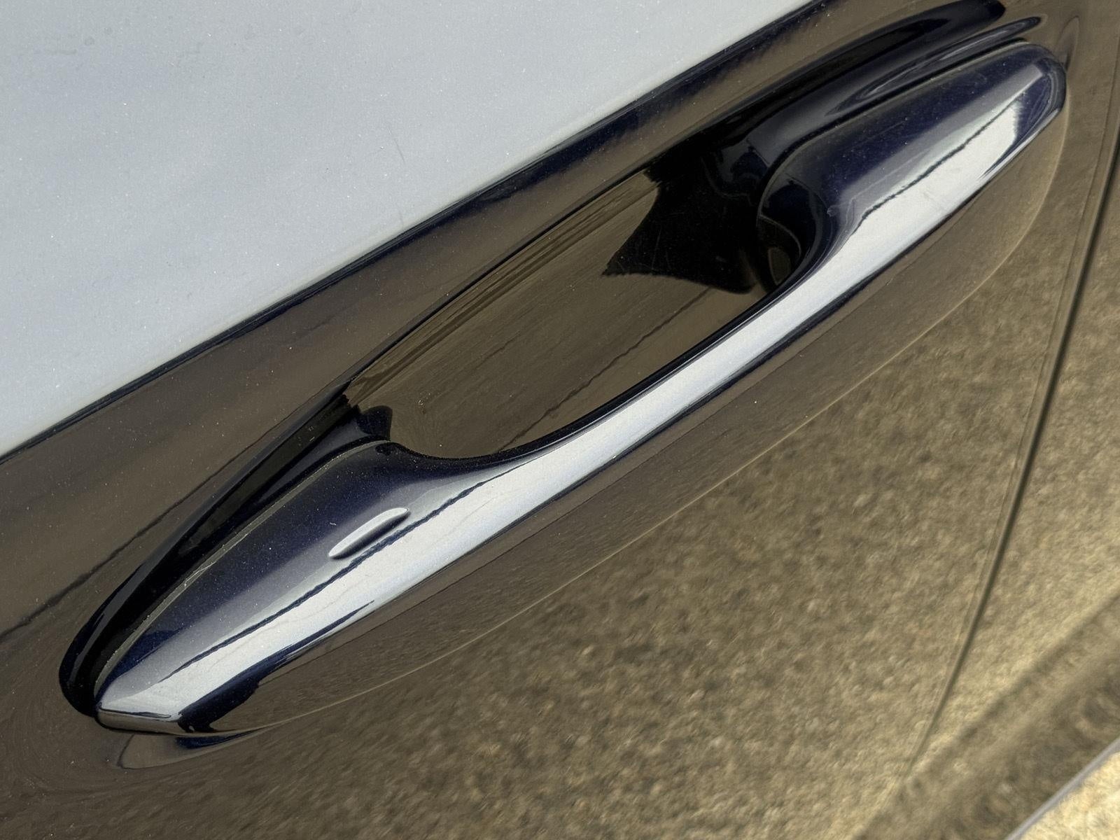2025 Lexus ES 300h Luxury FWD