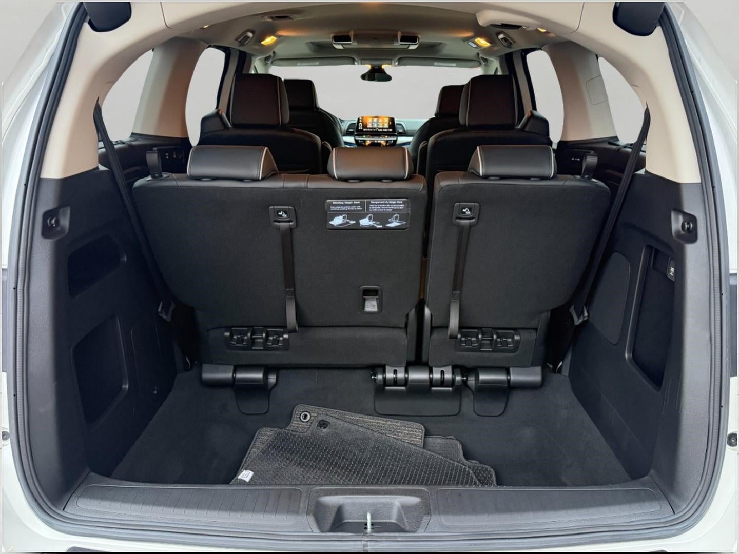 2025 Honda Odyssey Touring Auto