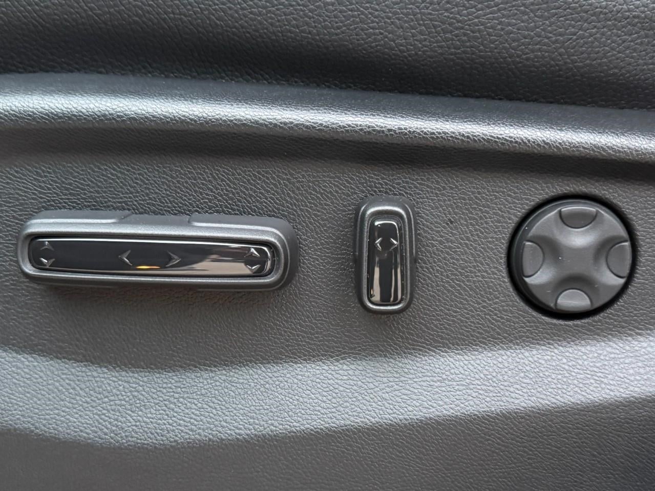 2025 Honda Odyssey Touring Auto