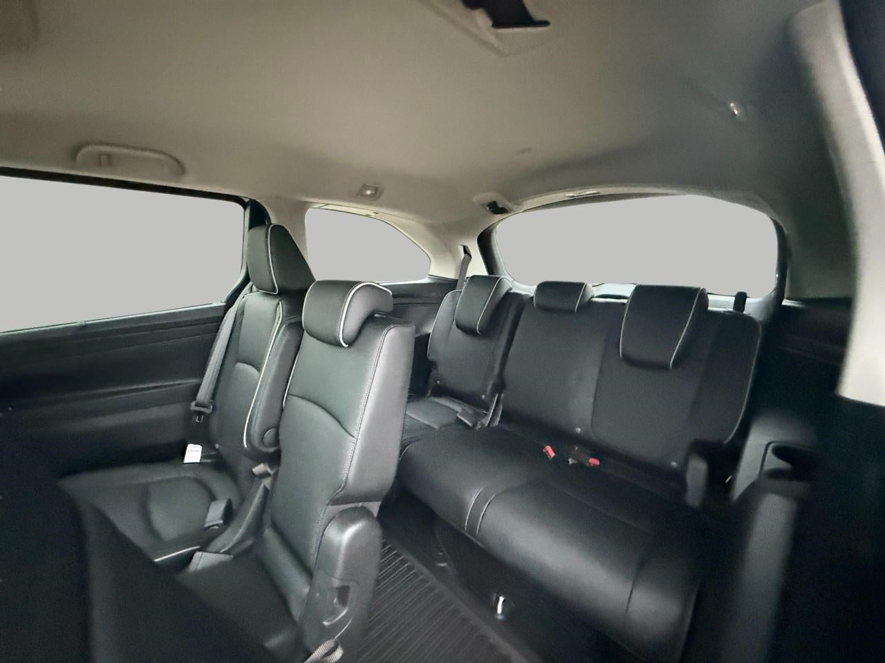 2025 Honda Odyssey Touring Auto