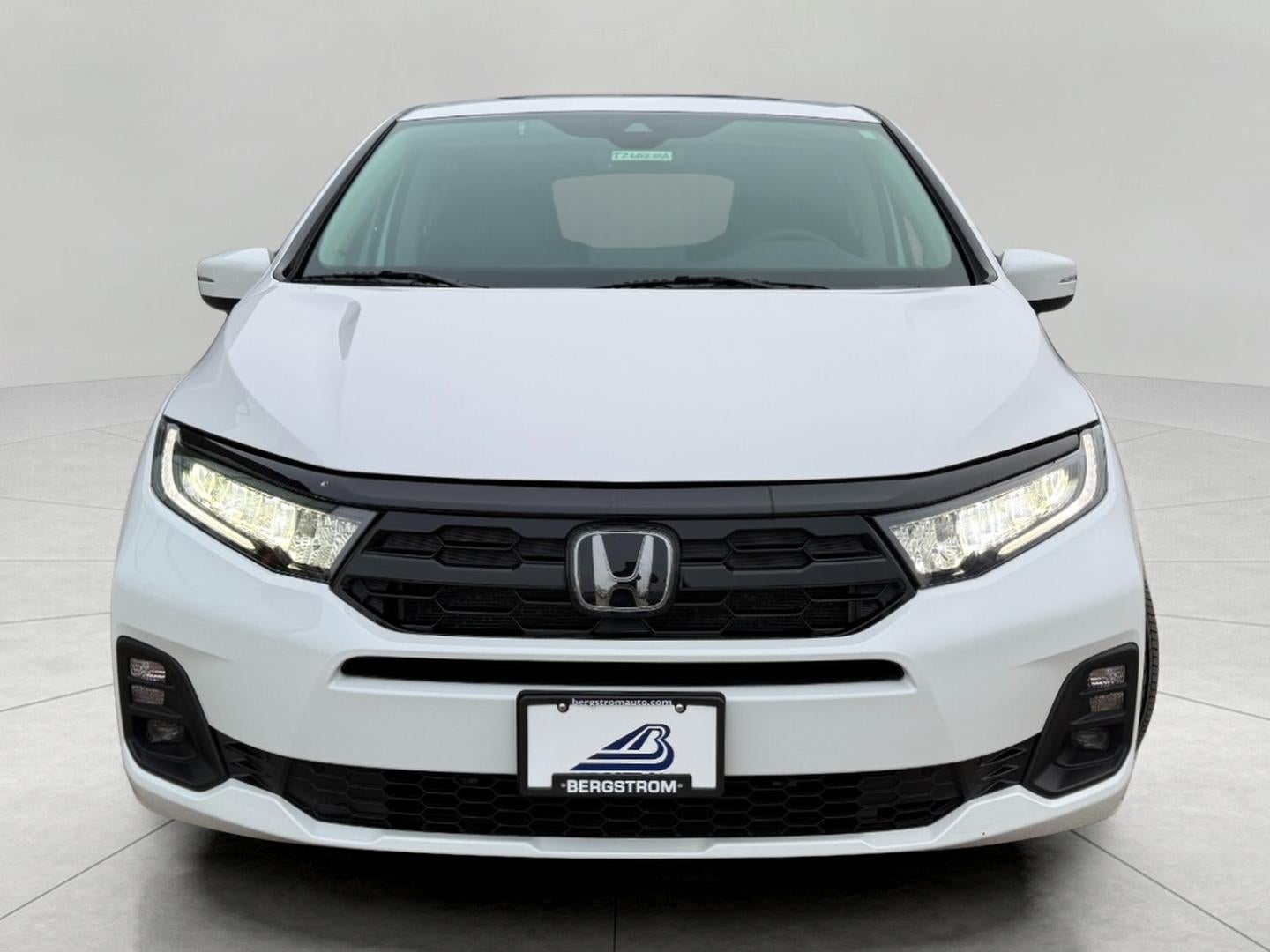 2025 Honda Odyssey Touring Auto