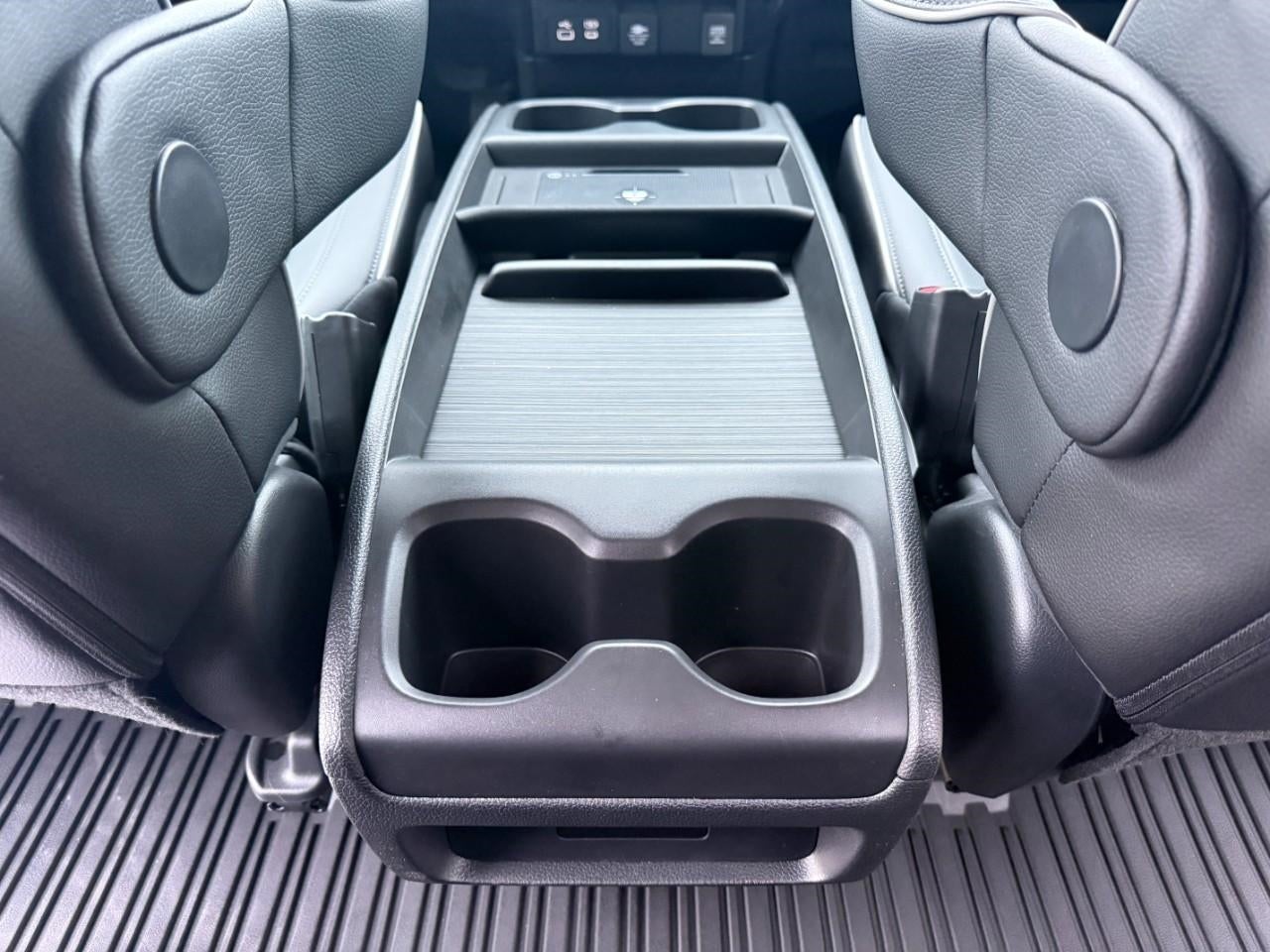 2025 Honda Odyssey Touring Auto