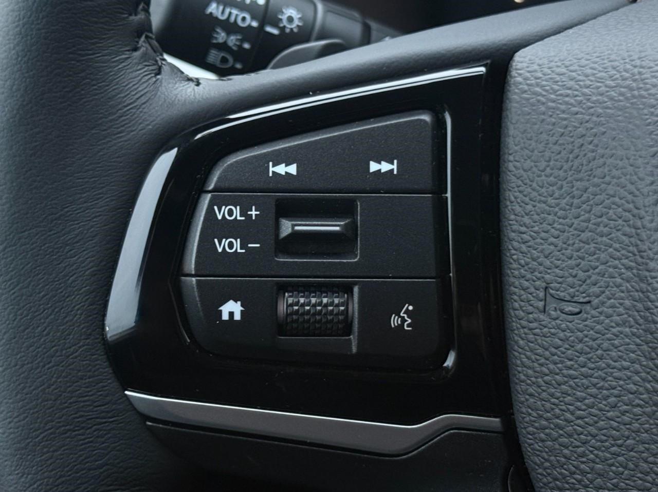 2025 Honda Odyssey Touring Auto