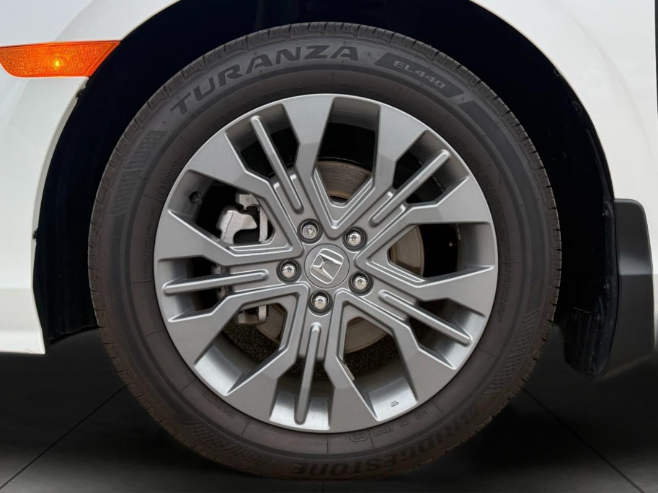 2025 Honda Odyssey Touring Auto