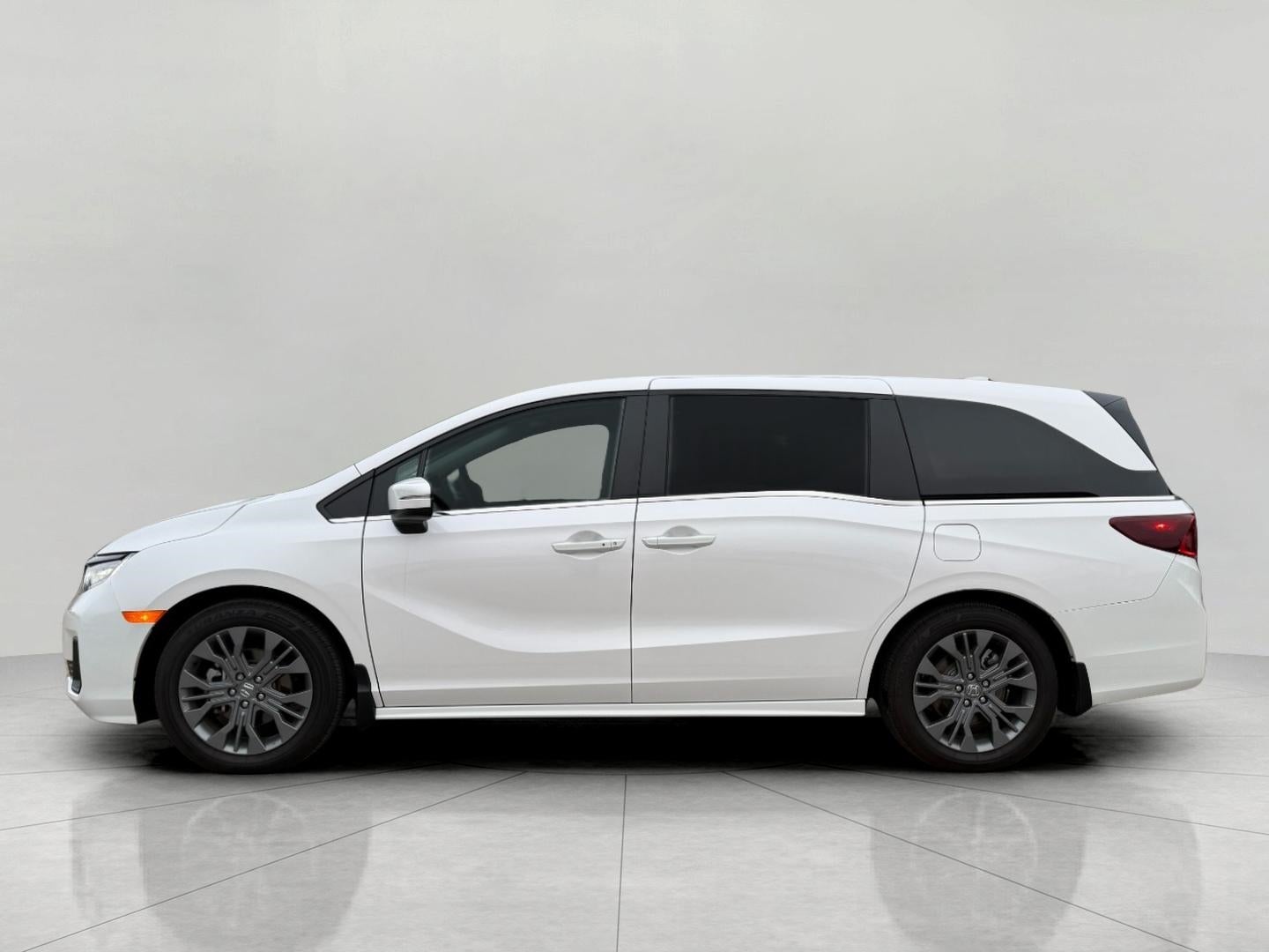 2025 Honda Odyssey Touring Auto