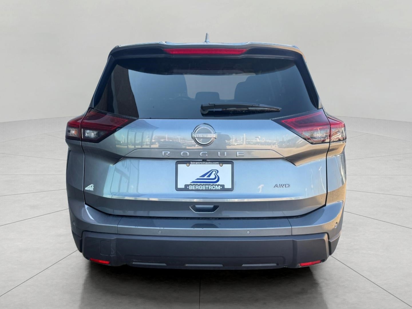 2025 Nissan Rogue AWD SV