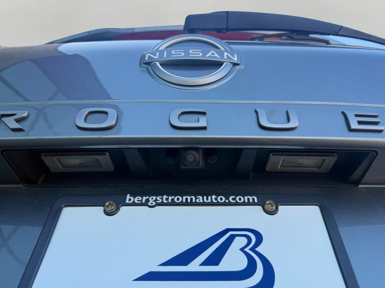 2025 Nissan Rogue AWD SV