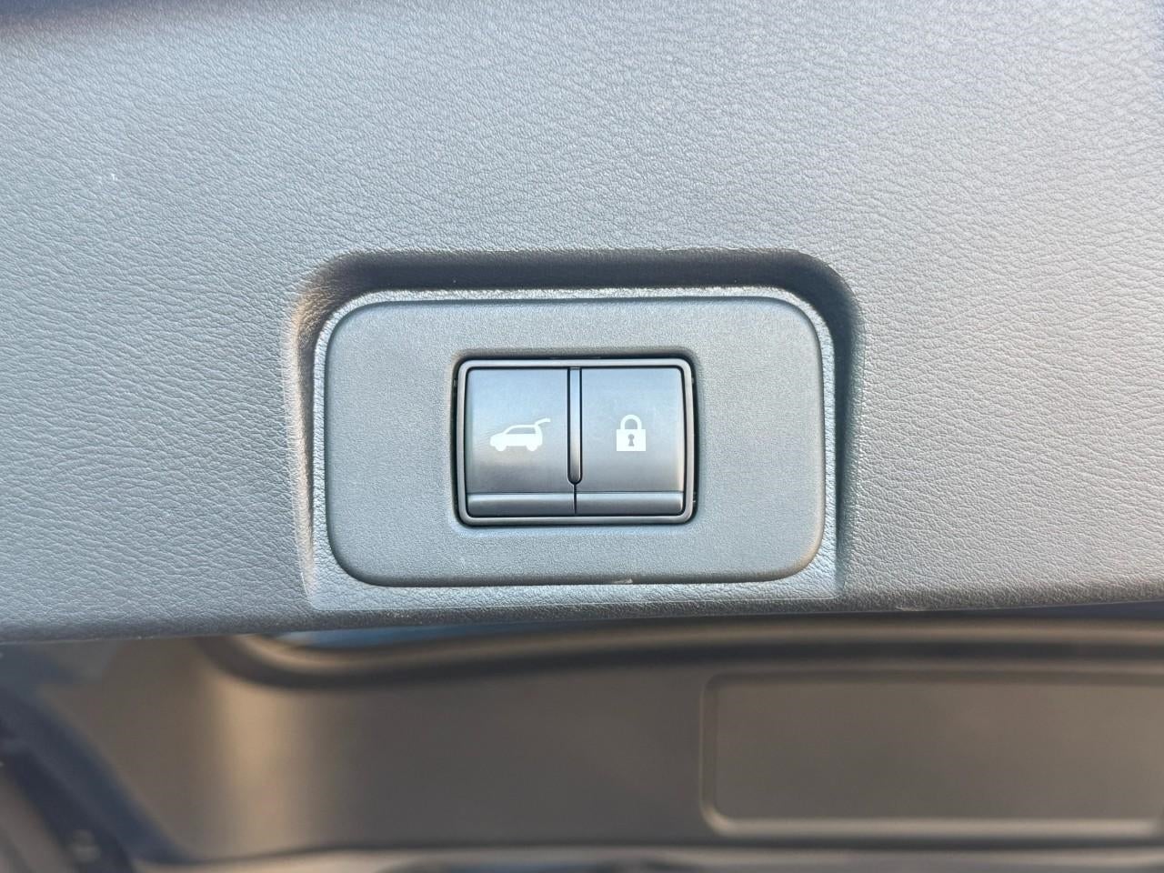 2025 Nissan Rogue AWD SV