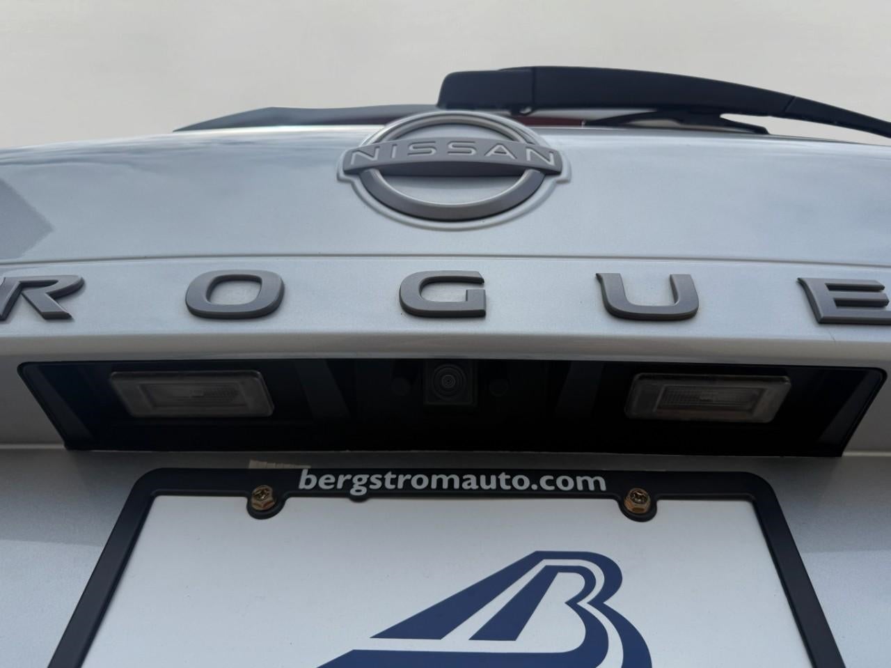 2025 Nissan Rogue AWD SV