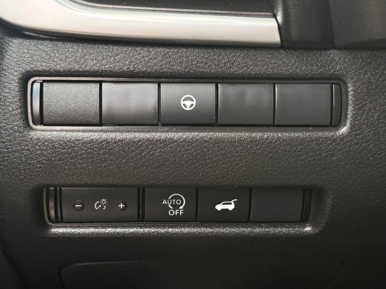 2025 Nissan Rogue AWD SV
